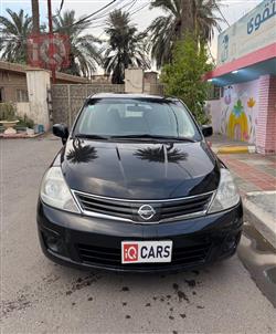 نيسان فيرسا